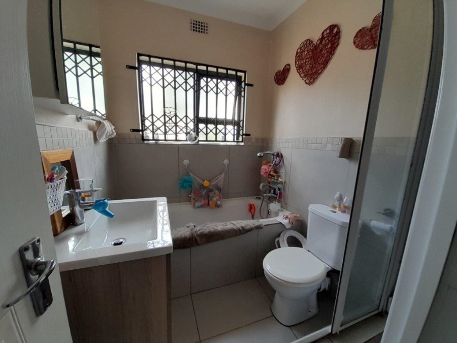 3 Bedroom Property for Sale in Buh Rein Estate Western Cape